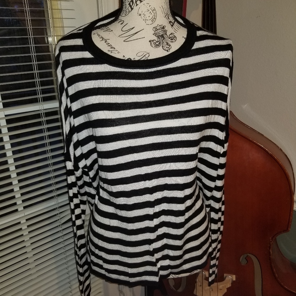 H & M striped shirt